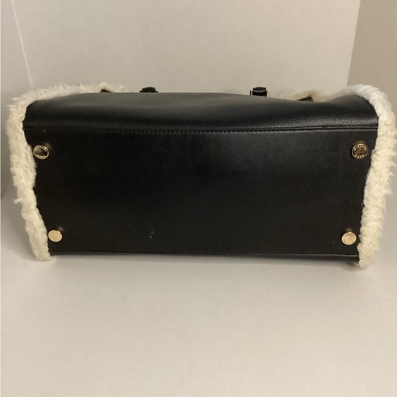 Michael Kors Black and Cream Satchel - Picture 3 of 16